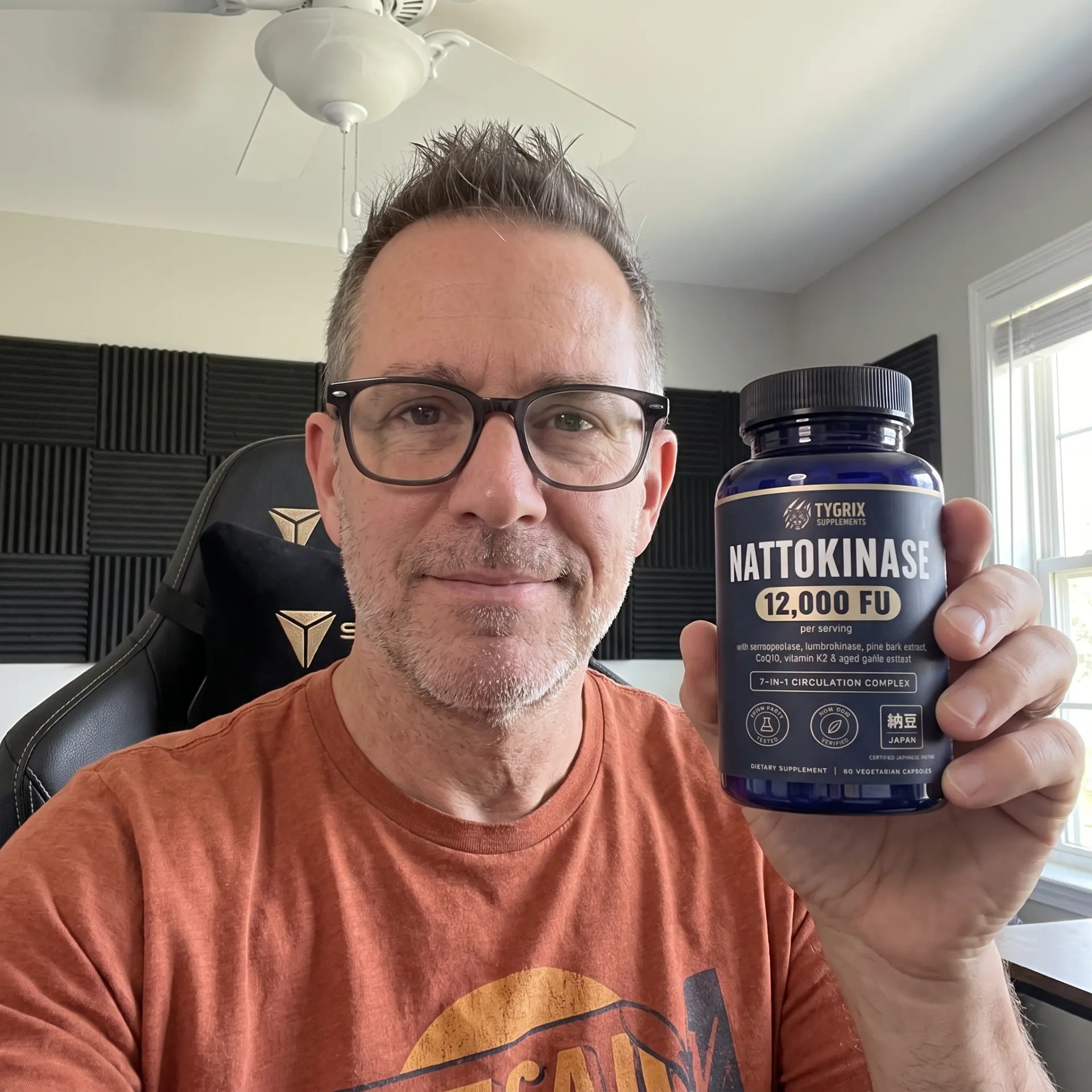 Tygrix customer photo 15, holding Nattokinase Circulation Complex